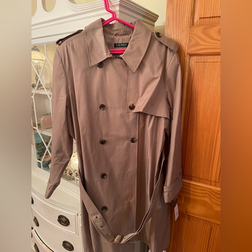 Cute women’s trench coat